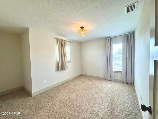 Building Photo - 3806 Heartwood St