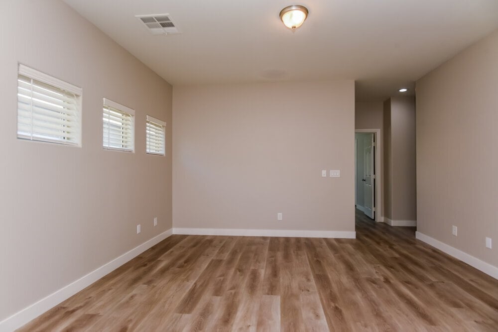 Building Photo - 9519 Vega Carpio Ave