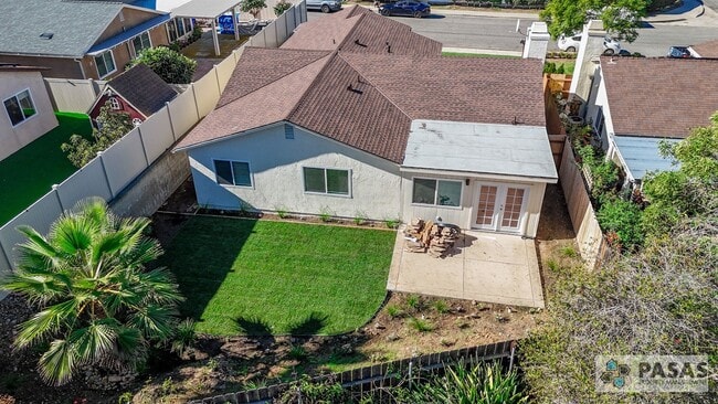Building Photo - Fully Upgraded Mira Mesa Home w/solar panels, Garage, Washer/Dryer & Private Yard