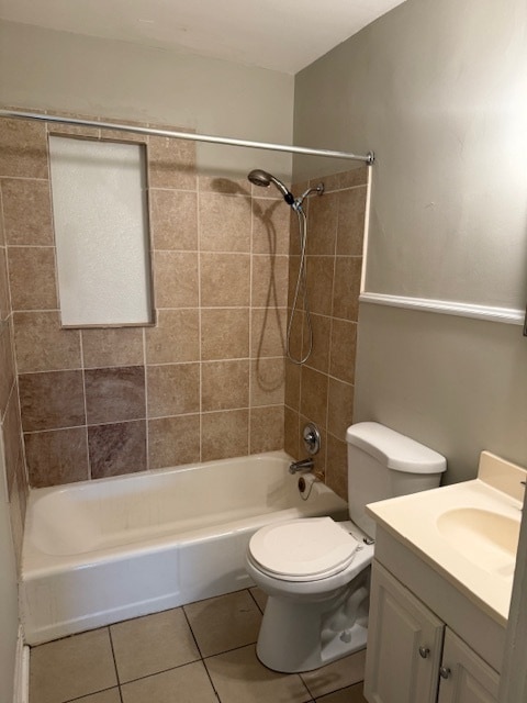 Building Photo - Adorable 2BR/1BA with spacious living area...