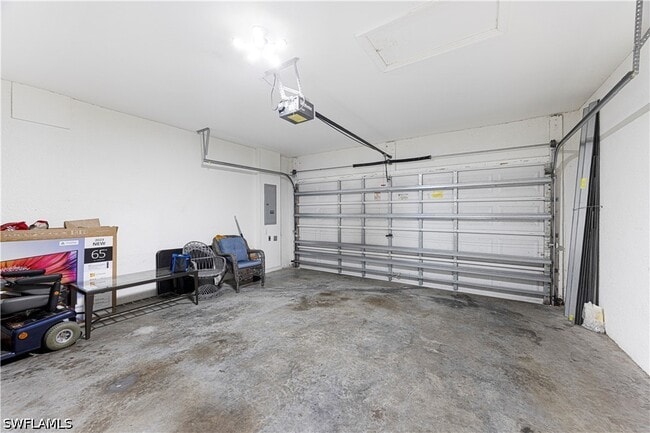 Building Photo - 3223 Antica St