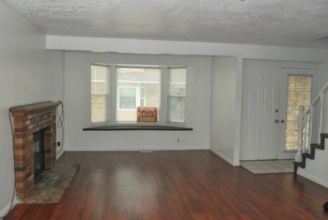 Building Photo - 2954 S 625 W