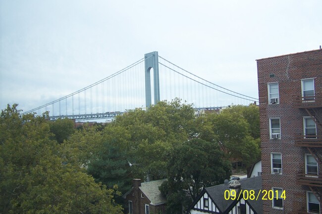 Building Photo - Verrazano Bridge View