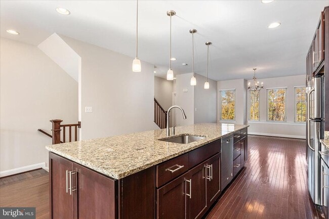 Building Photo - 42211 Yancey Terrace