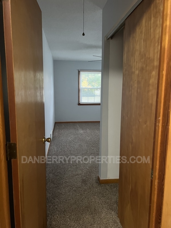 Building Photo - 4126 Newcastle Dr