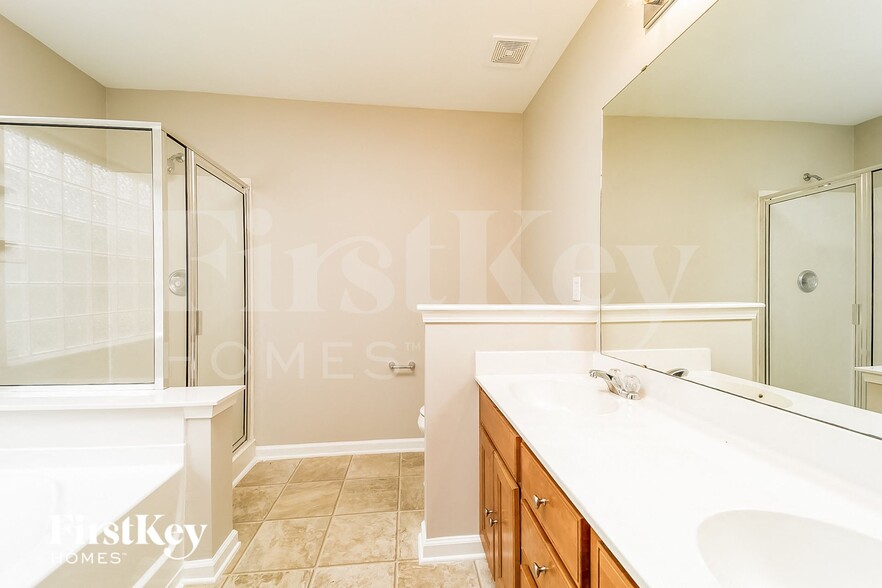 Building Photo - 104 Mcgrady Dr