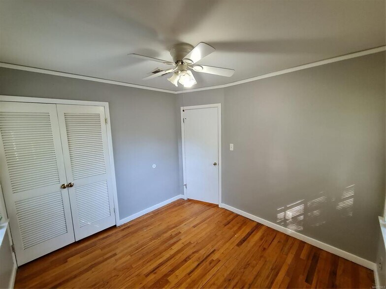 Building Photo - 959 Green Ridge Ct