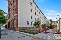 Building Photo - 159 W Broadway-304