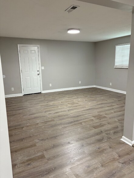 Primary Photo - 4246 Redonda Ln