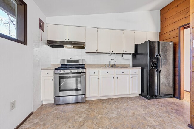 Building Photo - 1039 Coffey Ct