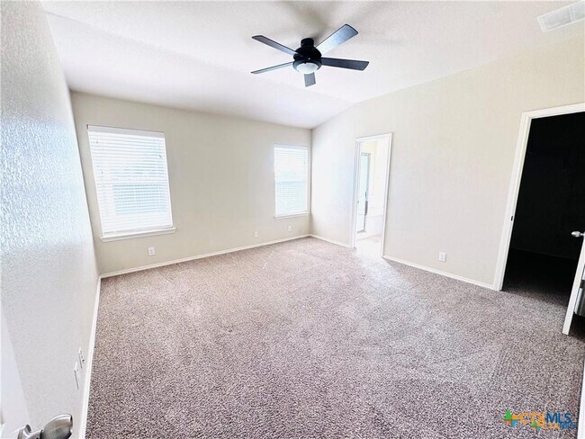 Building Photo - 514 Briggs Dr