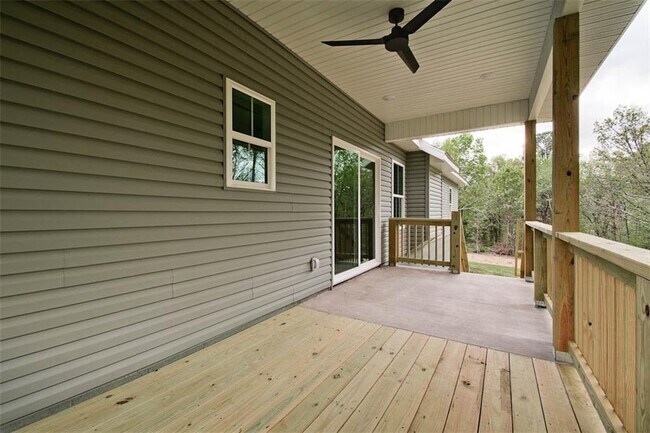 Building Photo - 4 Forfar Dr