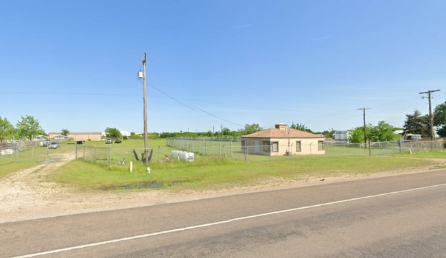 Building Photo - 1901 S Business 45