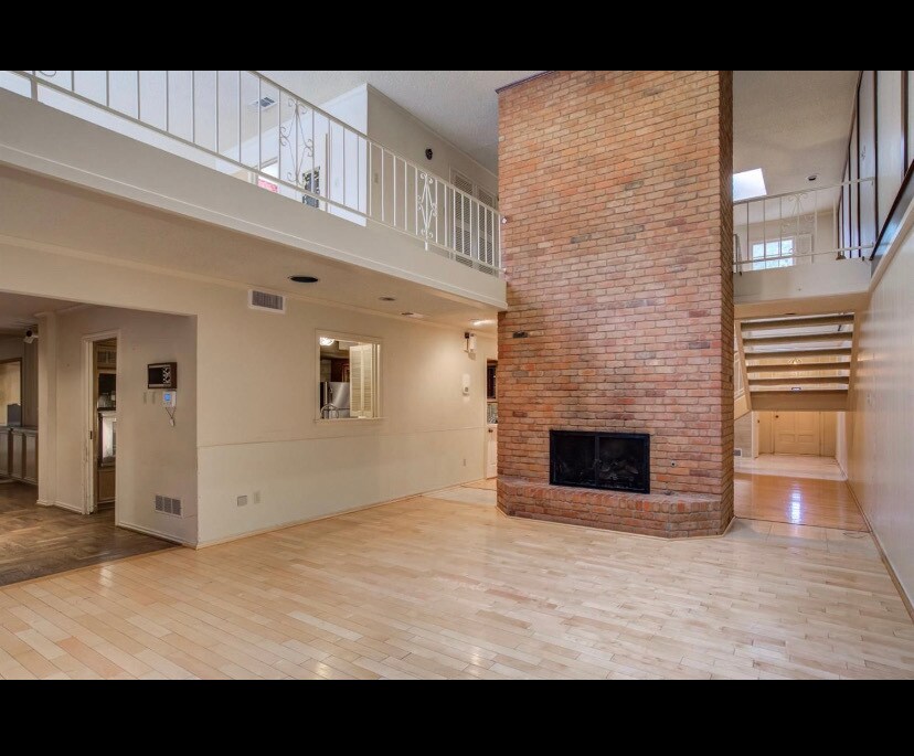 Living Room View - 4610 Indiana Ave