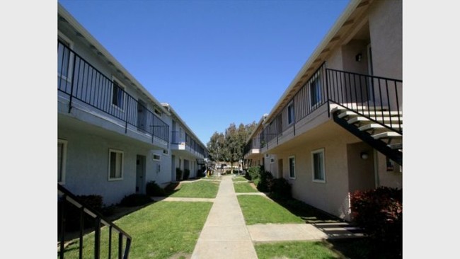 Building Photo - Linda Vista Village