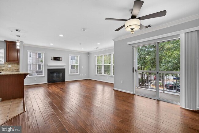 Building Photo - 12825 Fair Briar Ln
