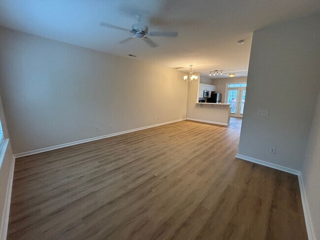 Building Photo - 202 Jordan Ln