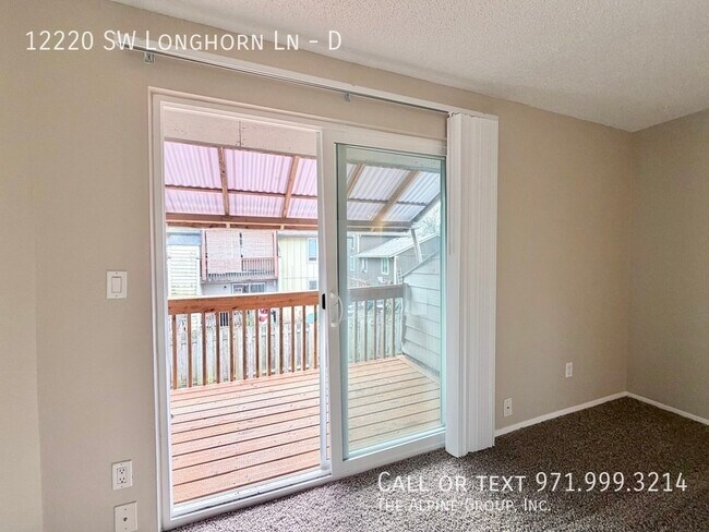 Building Photo - 12220 SW Longhorn Ln