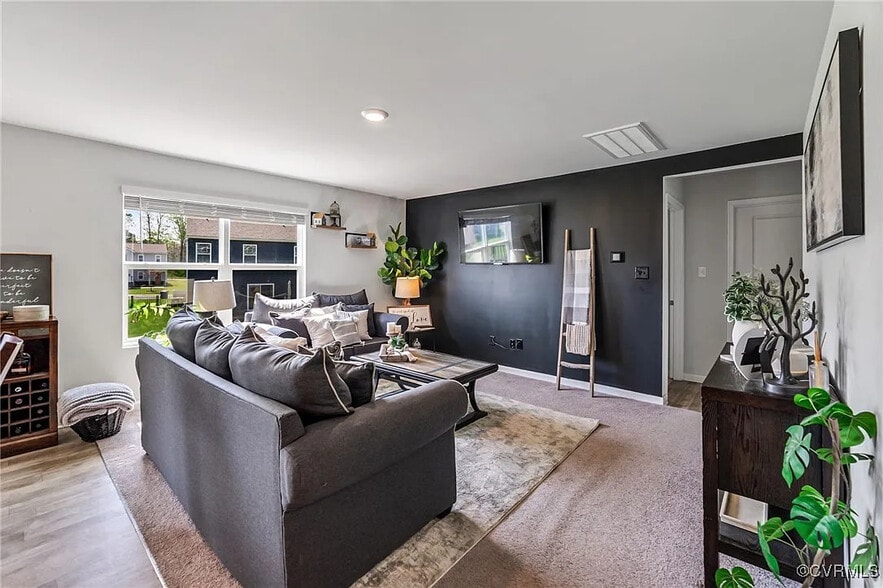 Building Photo - 7980 Uplands Dr