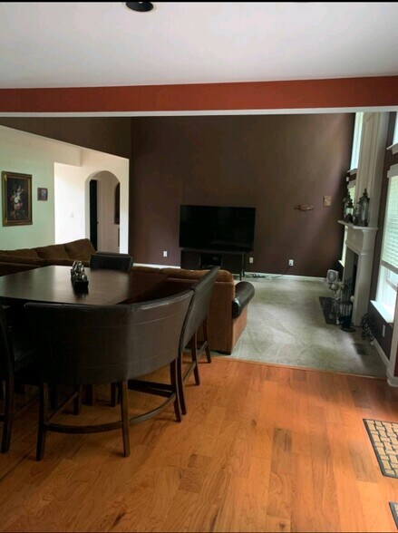 Building Photo - 6386 Greenock Dr