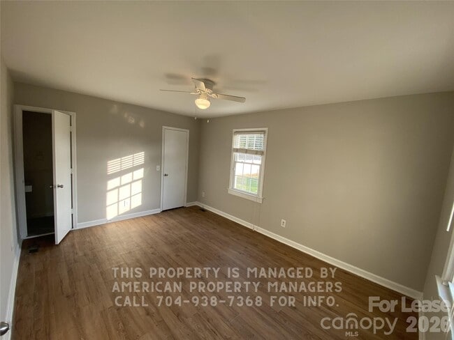 Building Photo - 214 W Church St