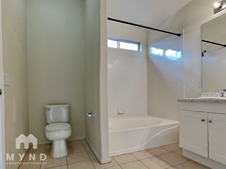 Building Photo - 9670 E Mt Baldy Way