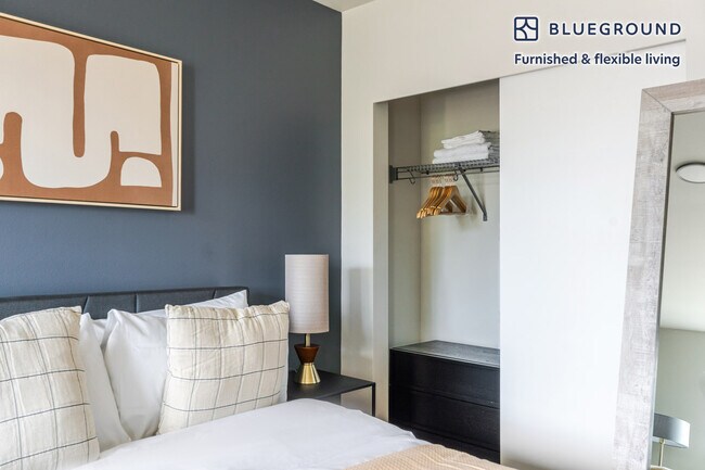 Building Photo - 18004 Midvale Ave N