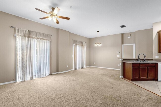 Building Photo - 2811 Pine Oak Trail