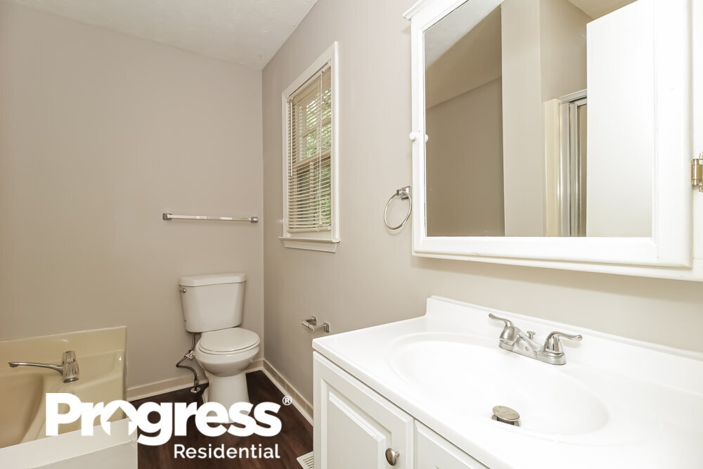 Building Photo - 187 Davis Mill Dr