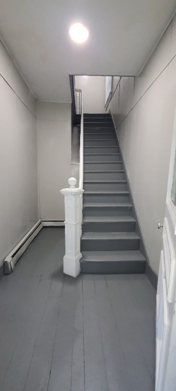 Building Photo - 1335 Park Ave