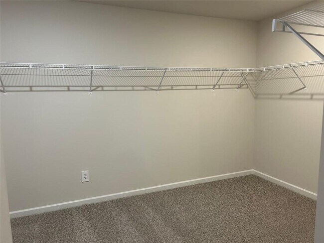 Building Photo - 6907 Winchester Pl
