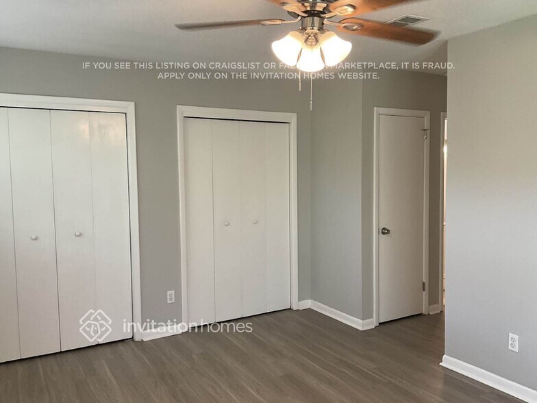 Building Photo - 1517 Bentin Dr N