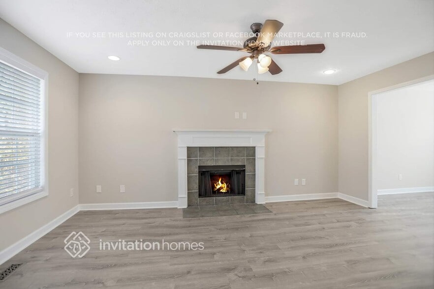 Building Photo - 5420 Palmetto Ct