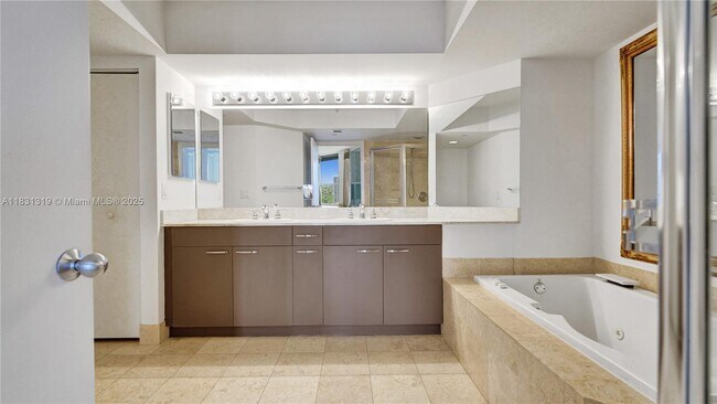 Building Photo - 21055 Yacht Club Dr