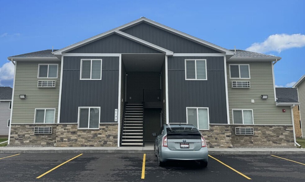 Building Photo - 5963 N Freedom Rd