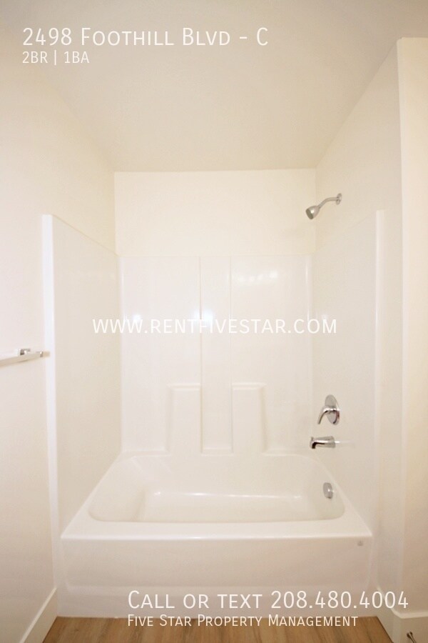 Building Photo - Reduced Rent Special! NEW 2023 CONSTRUCTIO...