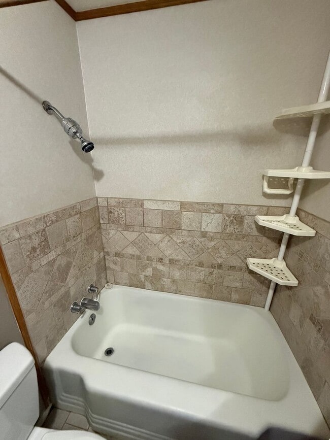 Building Photo - Wonderful Home in Spanish Fork, UT All utilities included