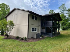 Building Photo - Black Mountain Apartment Rental