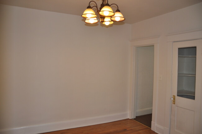 Dining Room - 6330 Frederick Rd