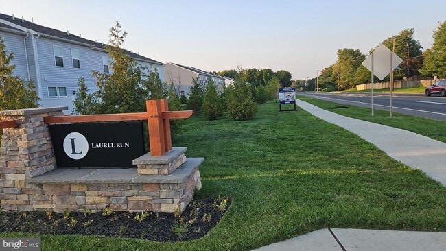 Building Photo - 18 Elliot Ln