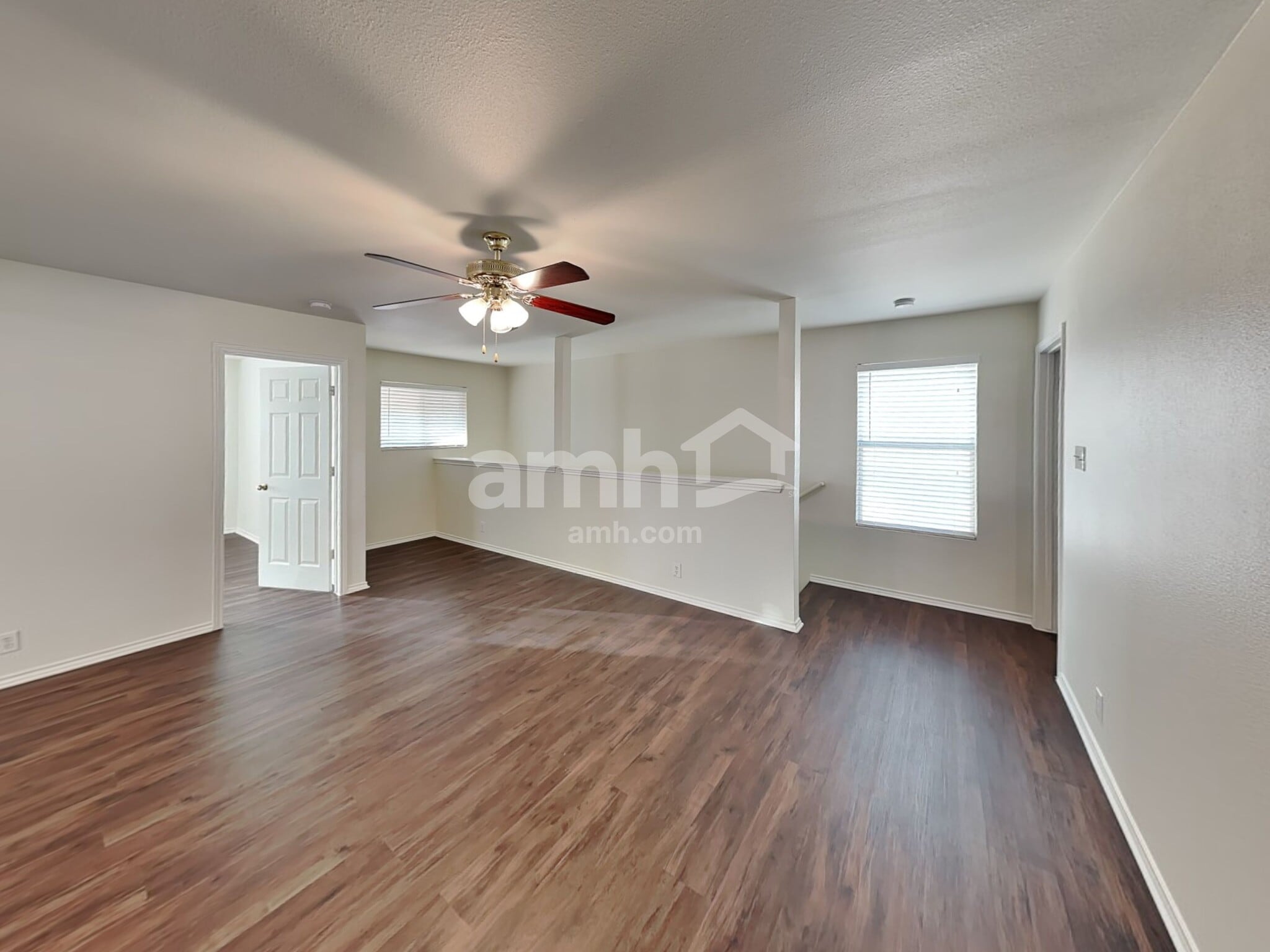 Building Photo - 122 Mallow Grove