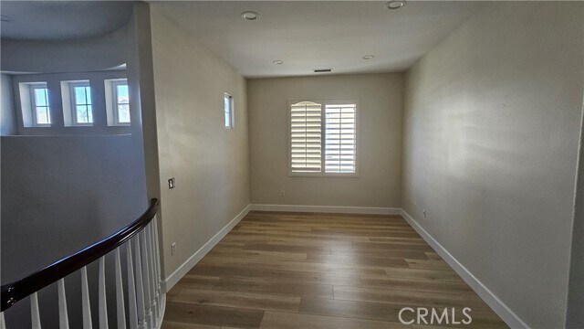 Building Photo - 2566 Pearblossom St