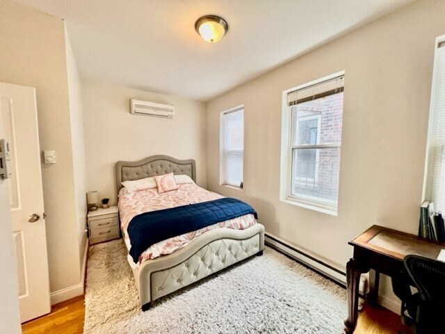 Building Photo - 26 Cooper St