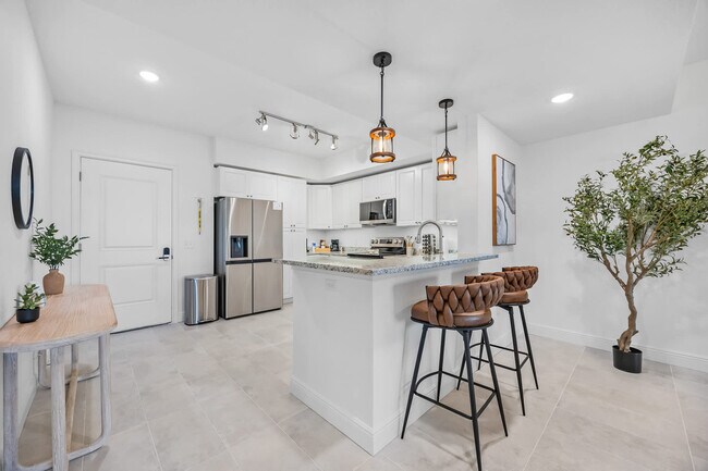 Building Photo - 701 Pilot Ln