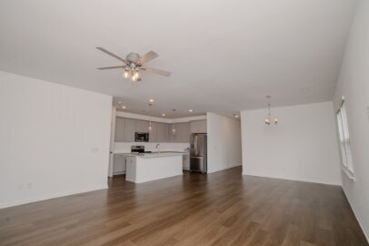 Building Photo - Spacious 4BR Single-level Home with Open Floor Plan & 2-Car Garage