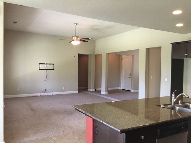 Building Photo - Welcome to Harlan Ranch!!!