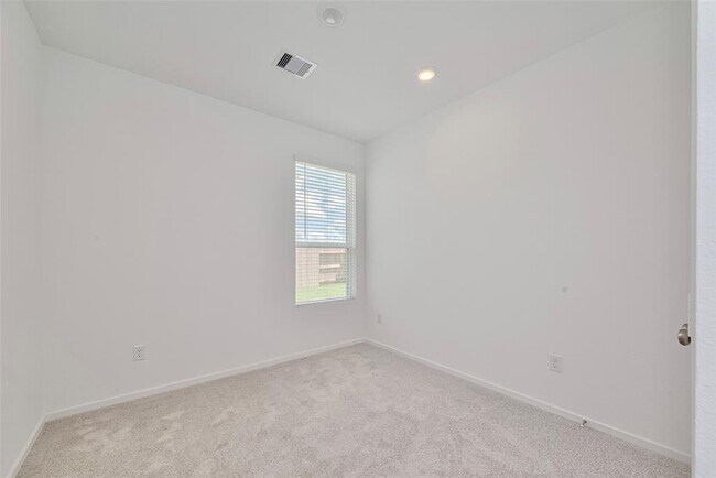 Building Photo - 6743 Iron Clover Dr