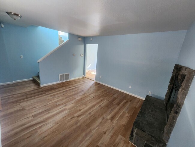 Building Photo - NOW AVAILABLE!!!   OPEN HOUSE!