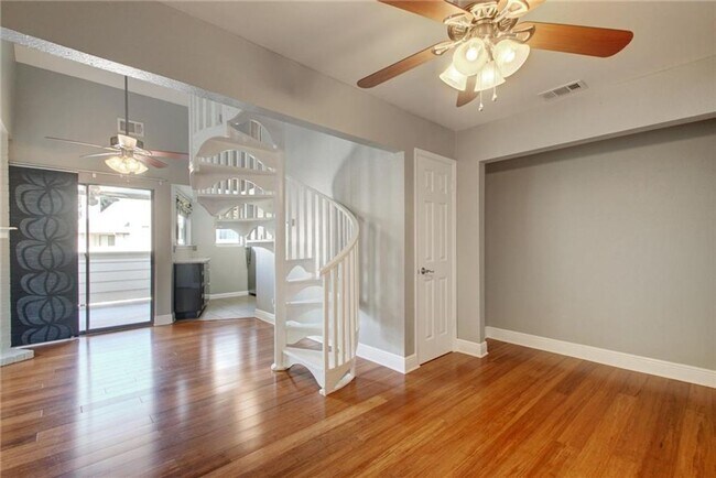 Building Photo - 2500 Burleson Rd