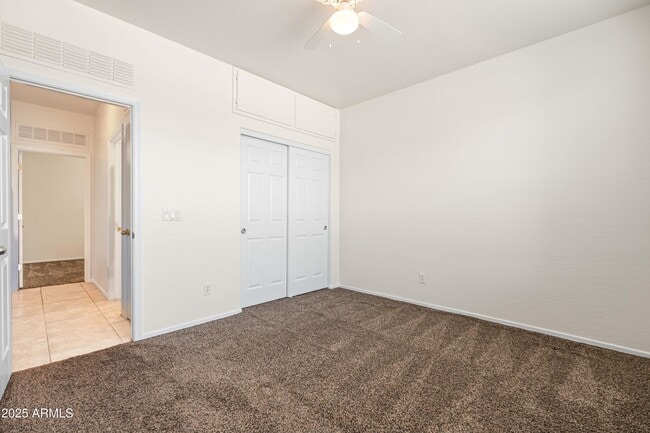 Building Photo - 2177 W Agrarian Hills Dr